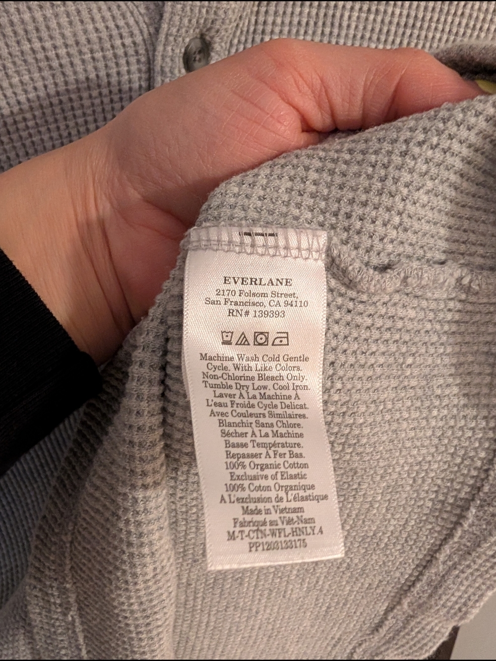 Everlane Men's Light Gray Henley Waffle Knit - Picture 8 of 9